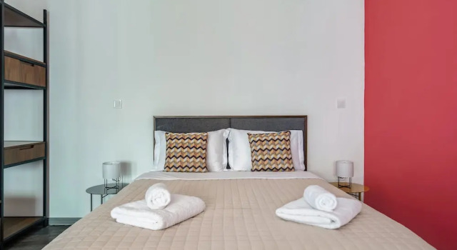 Sanders Center - Lovely Studio Apartment, Забронировать Апартаменты/квартира Афины Острова Саронического залива - Аттика, рядом с Холм Филопаппос