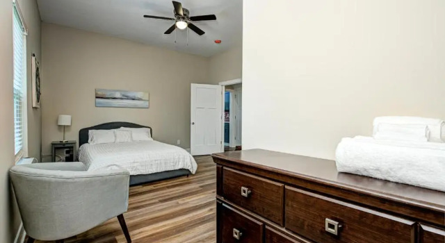 Апартаменты с 2 комнатами Cozy Stringtown GEM 1 Mile To Downtown!