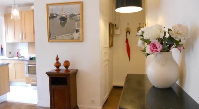 Appartement sur la Butte Montmartre, Забронировать Апартаменты/квартира Отели Парижа с парковкой, рядом с Ле Пеллетье, Парковка