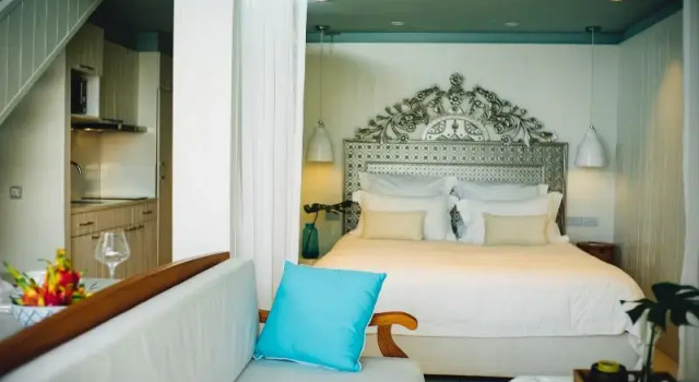 Люкс с 2 комнатами с балконом The Beach Samui