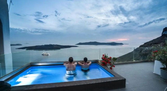 Полулюкс Kratiras View Luxury Suites