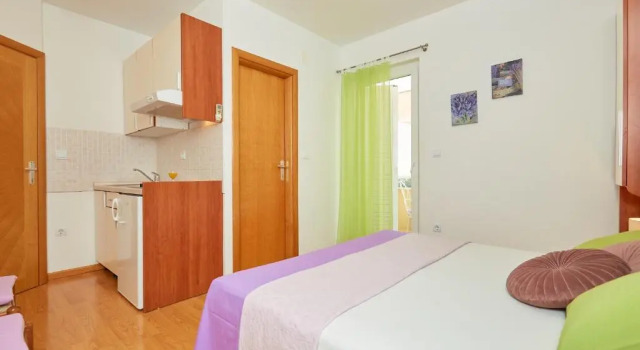 Студия Apartments Zelic Tucepi