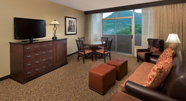 The Park Vista - a DoubleTree by Hilton Hotel - Gatlinburg, Забронировать Отель Отели Гатлинберг с бассейном, Бассейн