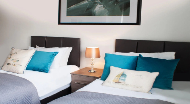 East Midland House FREE Private Parking Fast WiFi Smart TV with Garden, Забронировать Отель Отели Кетеринг 3 звезды, 3*