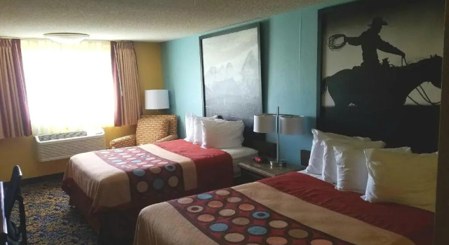 Четырёхместный номер Standard Super 8 by Wyndham Casper East/Evansville