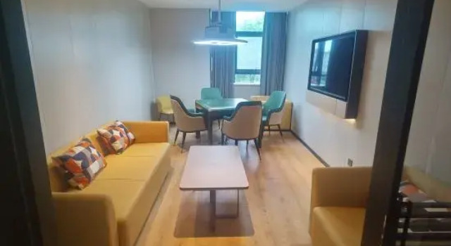 Люкс Deluxe Jinjiang Inn Rongdong Qingyuan Road Brand