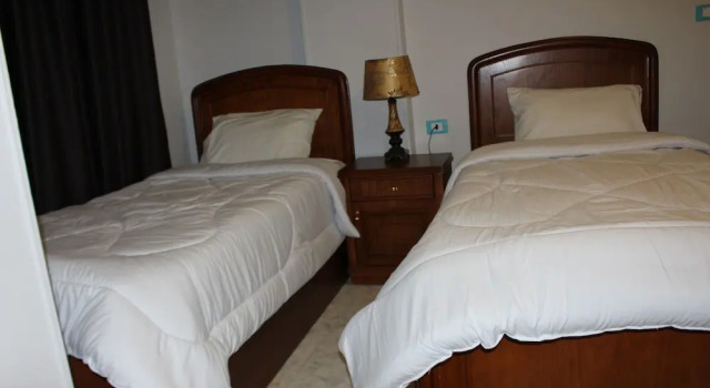 Golden Pyramids Nova, Rezervovat Hotel Gíza 