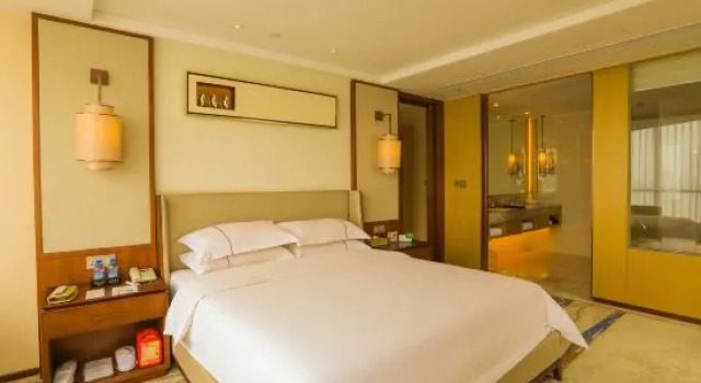Suite cu vedere la râu Tianhe Hotel