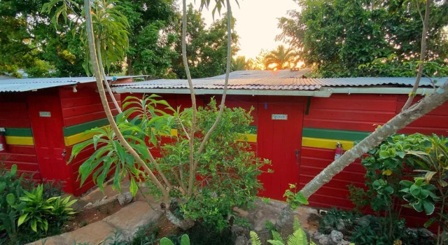 Двухместный номер Economy с видом на сад Judy House Cottages and Rooms
