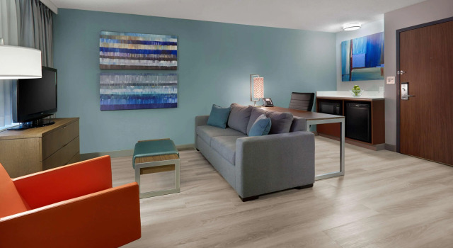 Radisson Suites Hotel Toronto Airport