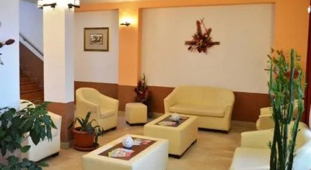 Hotel Darina, Varaa Hotelli Târgu-Mureş 