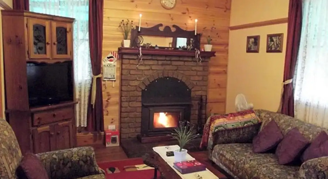Blue Wren Riverside Cottage, Rezervasyon Tatil Evi Tasmanya kır evleri, Küçük Ev