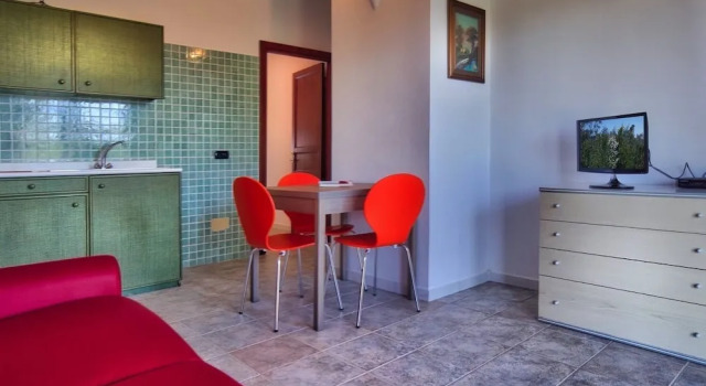 Country House Vignola Mare, Book Hotel Hoteller i Vignola Mare med parkering, Parkering