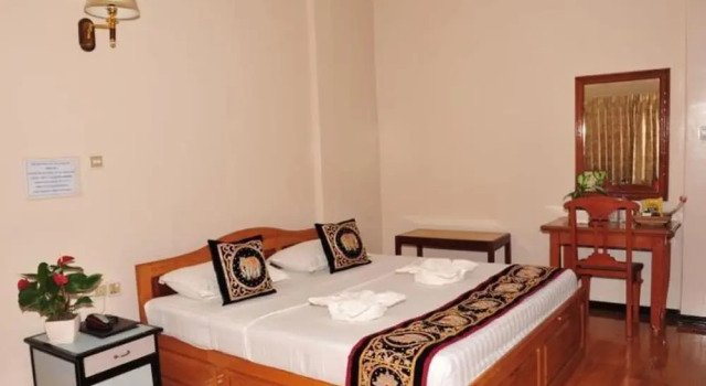 Номер Superior Golden City Crown Hotel