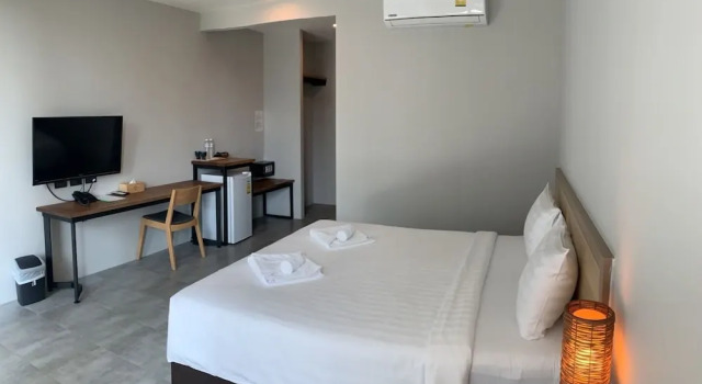 Двухместный номер Deluxe Atom Phuket Hotel