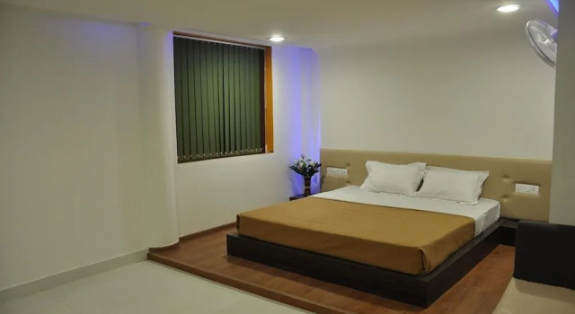 Tiger Inn Hotel, Забронировать Отель Отели штата Махараштры 3 звезды, 3*
