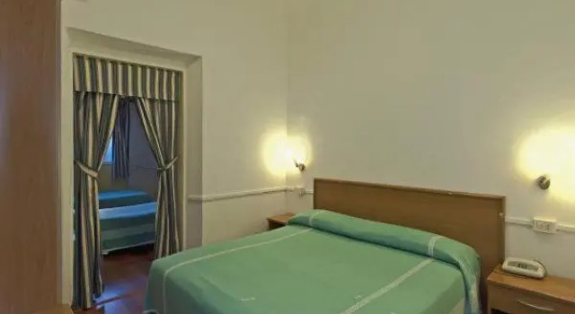 Трёхместный номер Standard Hotel Firenze