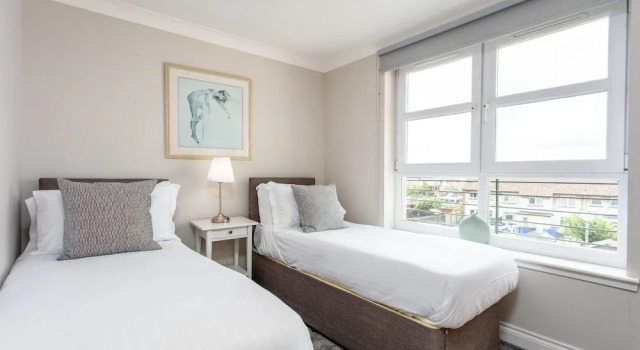 Elms Way - Donnini Apartments