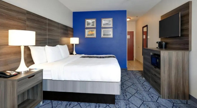 Номер Deluxe La Quinta by Wyndham Denton - University Drive