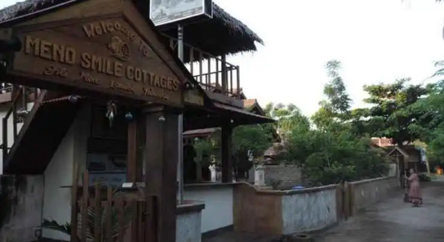 Meno Smile Cottages, Book Hotel Gili Meno 
