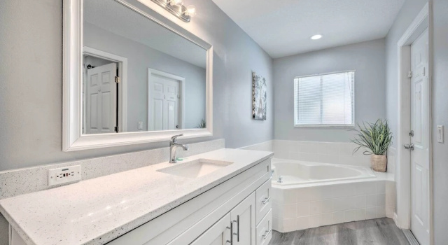 Коттедж с 4 комнатами Family-friendly Davenport Home, Near Disney!