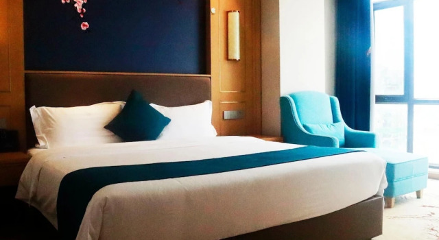 Полулюкс Senna Sunshine International Hotel