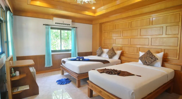 Семейный номер Standard c 1 комнатой с балконом и с видом на сад Kantiang Bay View Resort