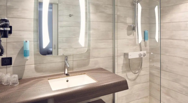 Трёхместный номер Executive Hôtel Maison Turenne
