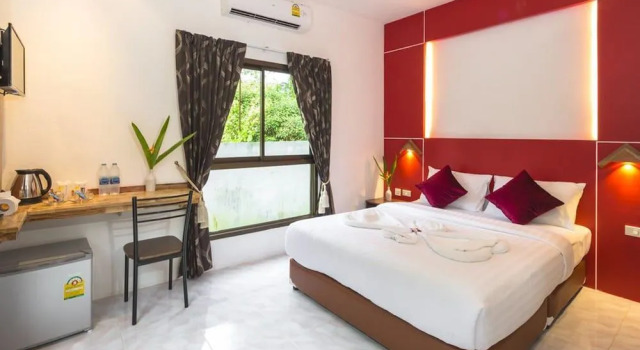 Modern Resort at Naiyang, Забронировать Курортный отель Най-Янг-Бич остров Пхукет