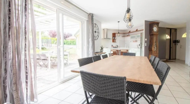 Gite de la plaine, Boek Hotel Saint-Ignat Rhone-Alpen