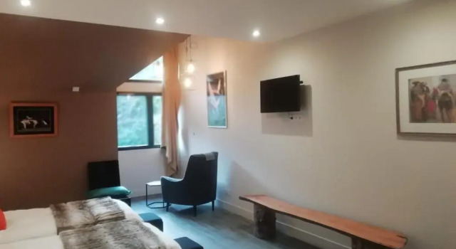 Casa Mir, Забронировать Отель Сен-Лари-Сулан Saint-Lary-Soulan Ski Resort, рядом с Фуникулер Telecabine