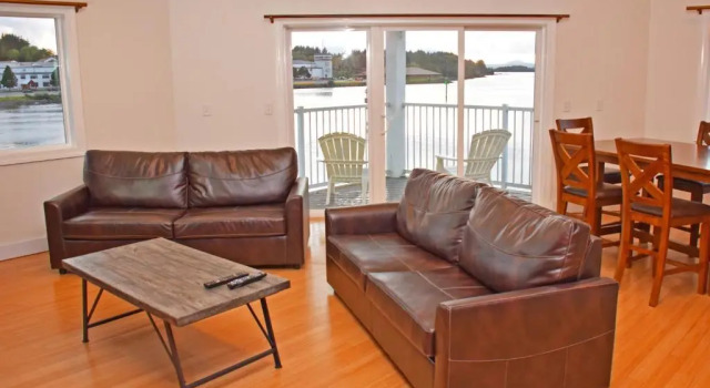 Студия Superior Longliner Lodge and Suites