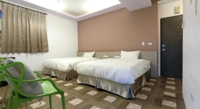 Четырёхместный номер Standard 吉祥城堡 Propitious Castle B&B