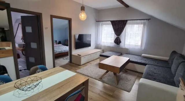 Comfort Home Studio, Rezervovat Hotel Hotely v Hunedoara s parkováním, Parkování