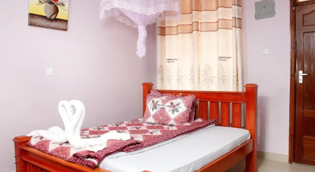 Diamond Rock Resort & Guest House