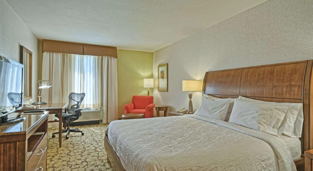 Hilton Garden Inn by Hilton Mount Laurel, Забронировать Отель Отели Philadelphia Metropolitan Area с бассейном, Бассейн