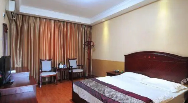 Jinchu Business Hotel