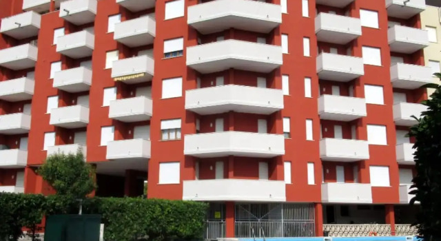 Serene Flat With Balcony and Pool - Beahost, Забронировать Отель Каорле Линьяно-Ривьера