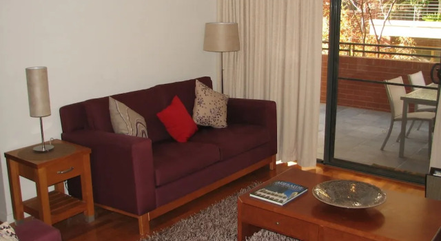 City Escape 2BD in Adelaides East End 1, Забронировать Отель Отели Аделаиды 3 звезды, рядом с Женская и детская больница, 3*