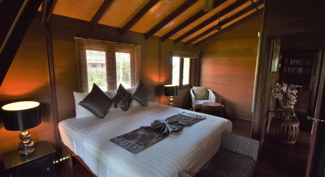 3 Bedroom Beach Front Villa with Private Pool - P3 SDV026-By Samui Dream Villas, Забронировать Вилла Отели Южного Таиланда с парковкой, Парковка