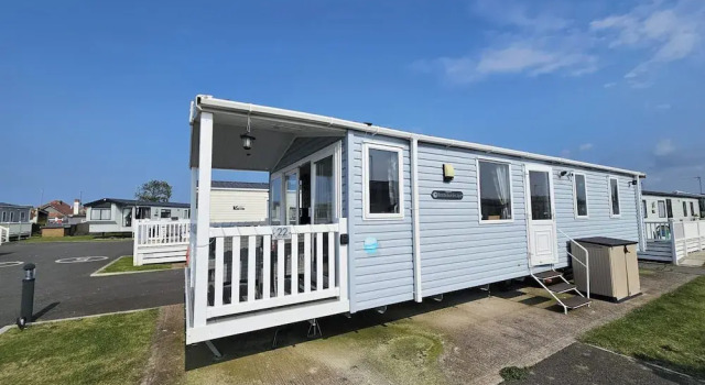 Angie 2 Bed Rhyl Robinhood