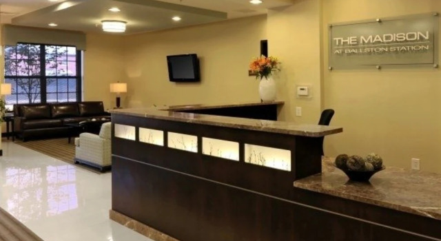BOQ Lodging-Ballston, Rezervasyon Otel Arlington Washington DC Metropolitan area