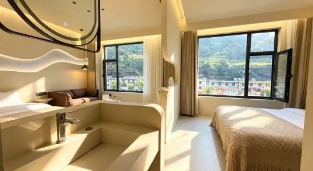 Люкс Premier Taihangli Boutique Hotel
