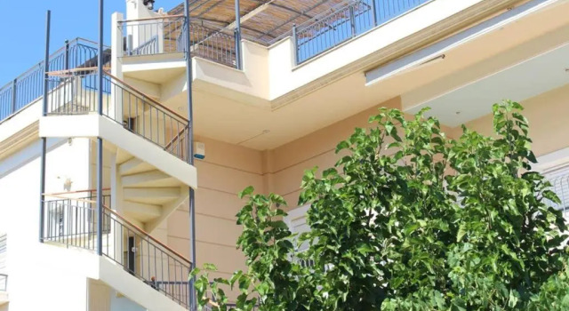 New independent loft, 360⁰ view, 5' beach/center, Prenota Hotel Kalamata Messinia