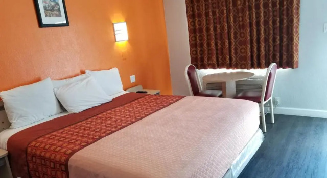 Номер Standard Value Inn Hollywood