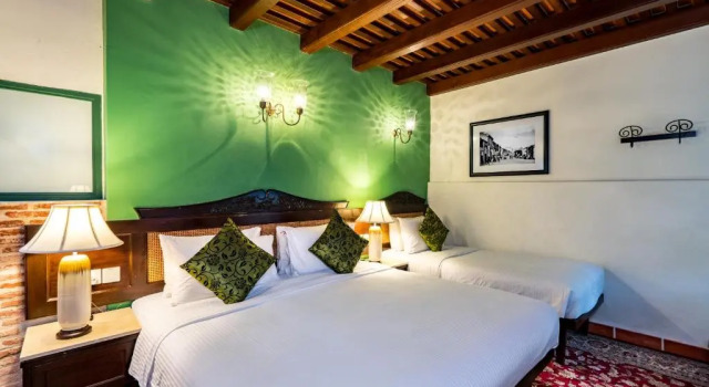 Семейный номер Standard с видом на сад Yeng Keng Hotel