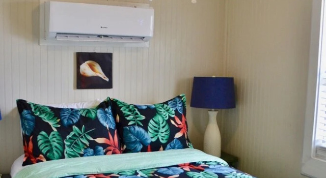 Люкс Deluxe с 2 комнатами Blue Dolphin Inn and Cottages