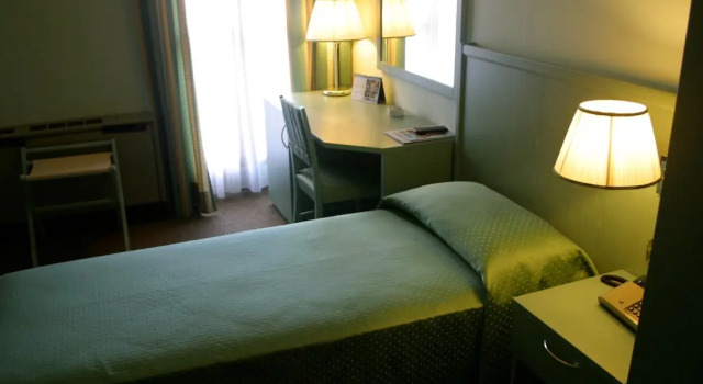 Одноместный номер Standard с балконом Albergo Della Corona