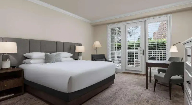 Двухместный номер Standard с видом на сад LAuberge Del Mar Resort and Spa