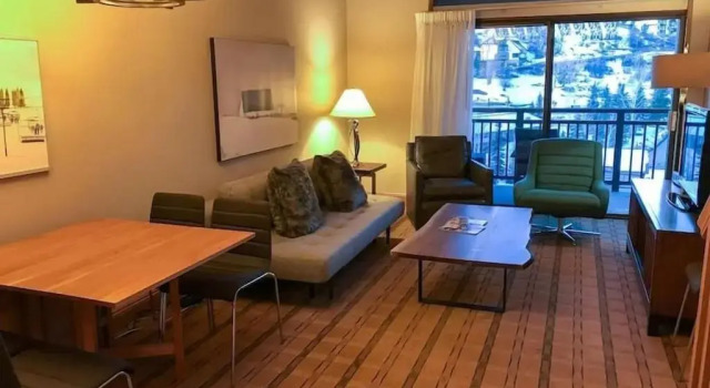 Penthouse Ski-In Ski-Out Above Sheraton 1bd 1.5ba